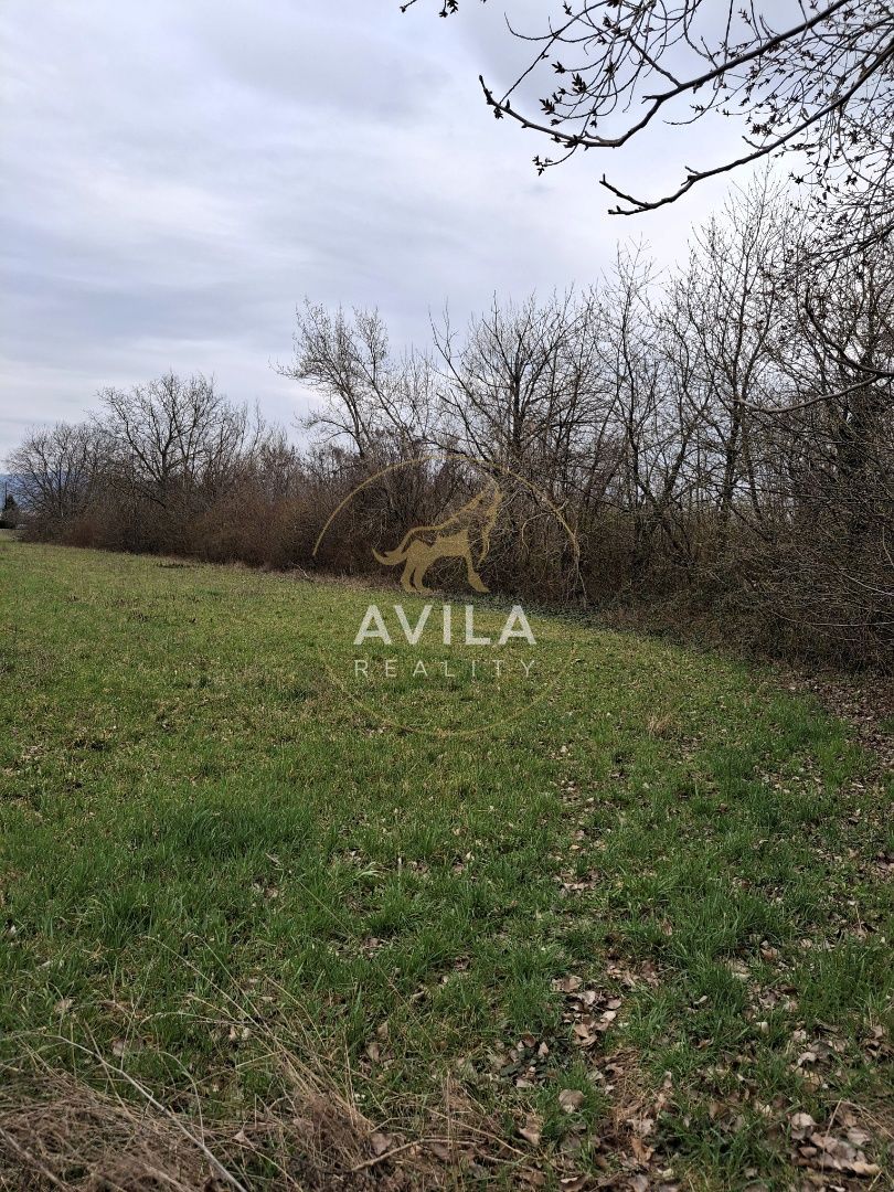 PREDAJ: 60€/m2 priemyselné pozemky s IS - 14