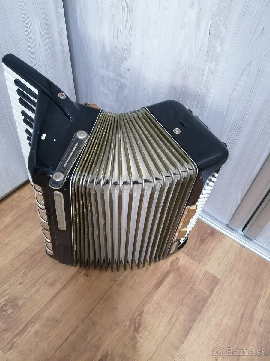 Melodia VI.-96 bas. - 14