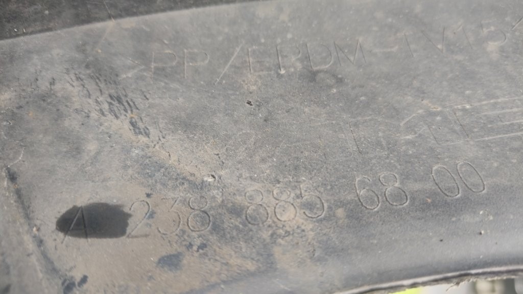 Mercedes E W238 C238 A238 2016 - 2020 - predny naraznik - 14