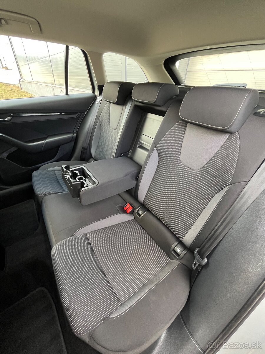 Škoda Octavia 4 Combi 2.0TDI Virtual,Xenon - 14