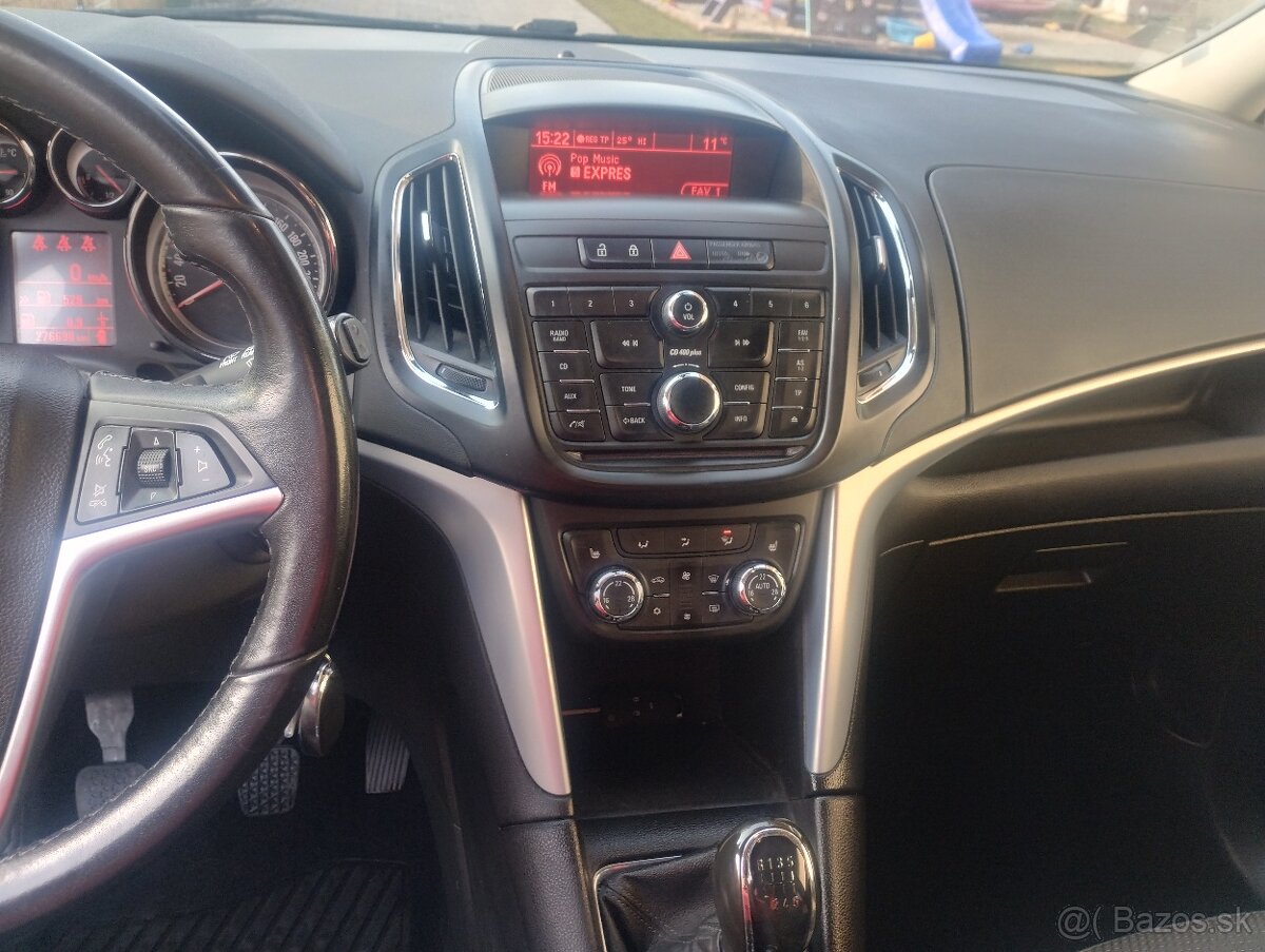 Opel Zafira Tourer - 14