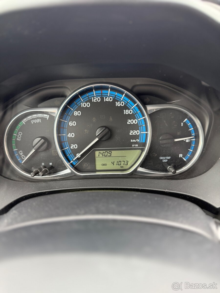 Toyota Yaris 1.5 Hybrid E-CVT - 14