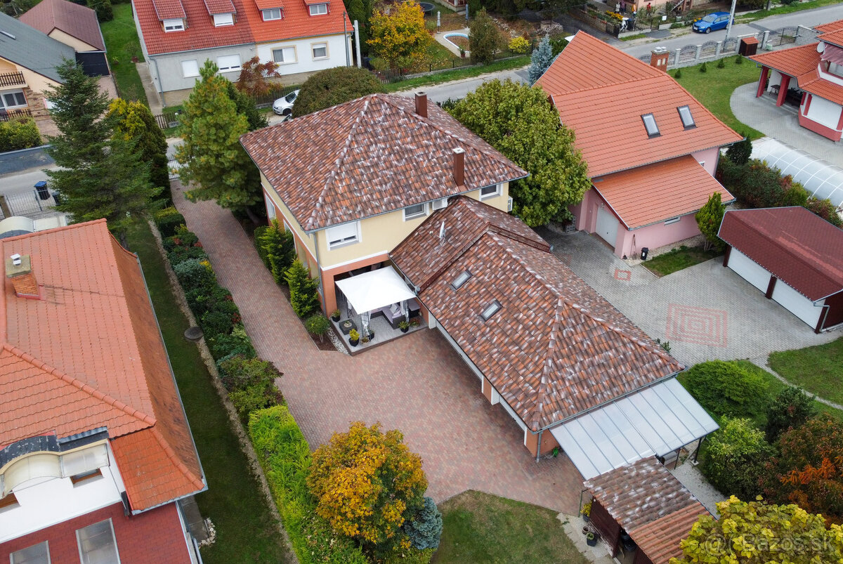 Na predaj rodinná vila v maďarskej obci Gyenesdiás - 14