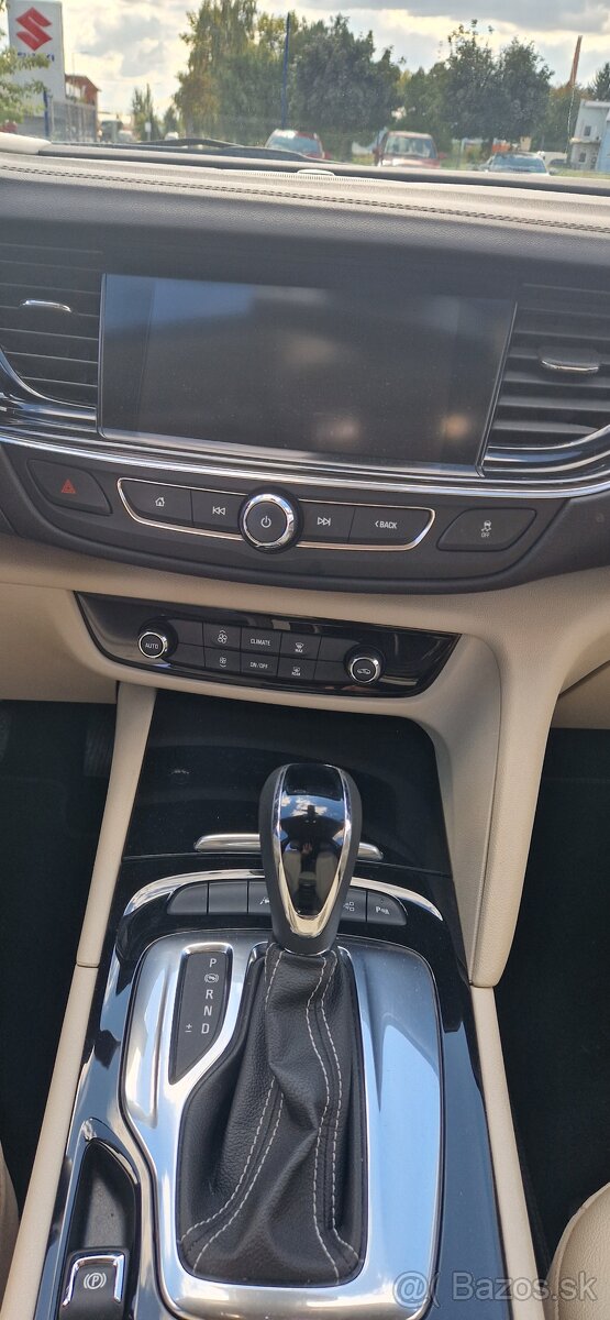 Opel Insignia ST 2.0 CDTI S S Innovation AT8 - 14