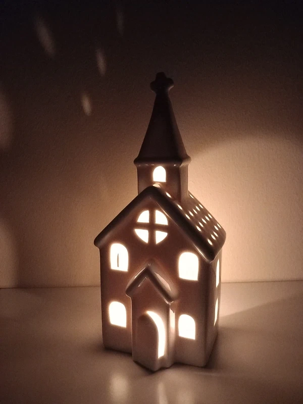 Keramický kostol na čajovú sviečku 22,5x9,5x8 cm - 14