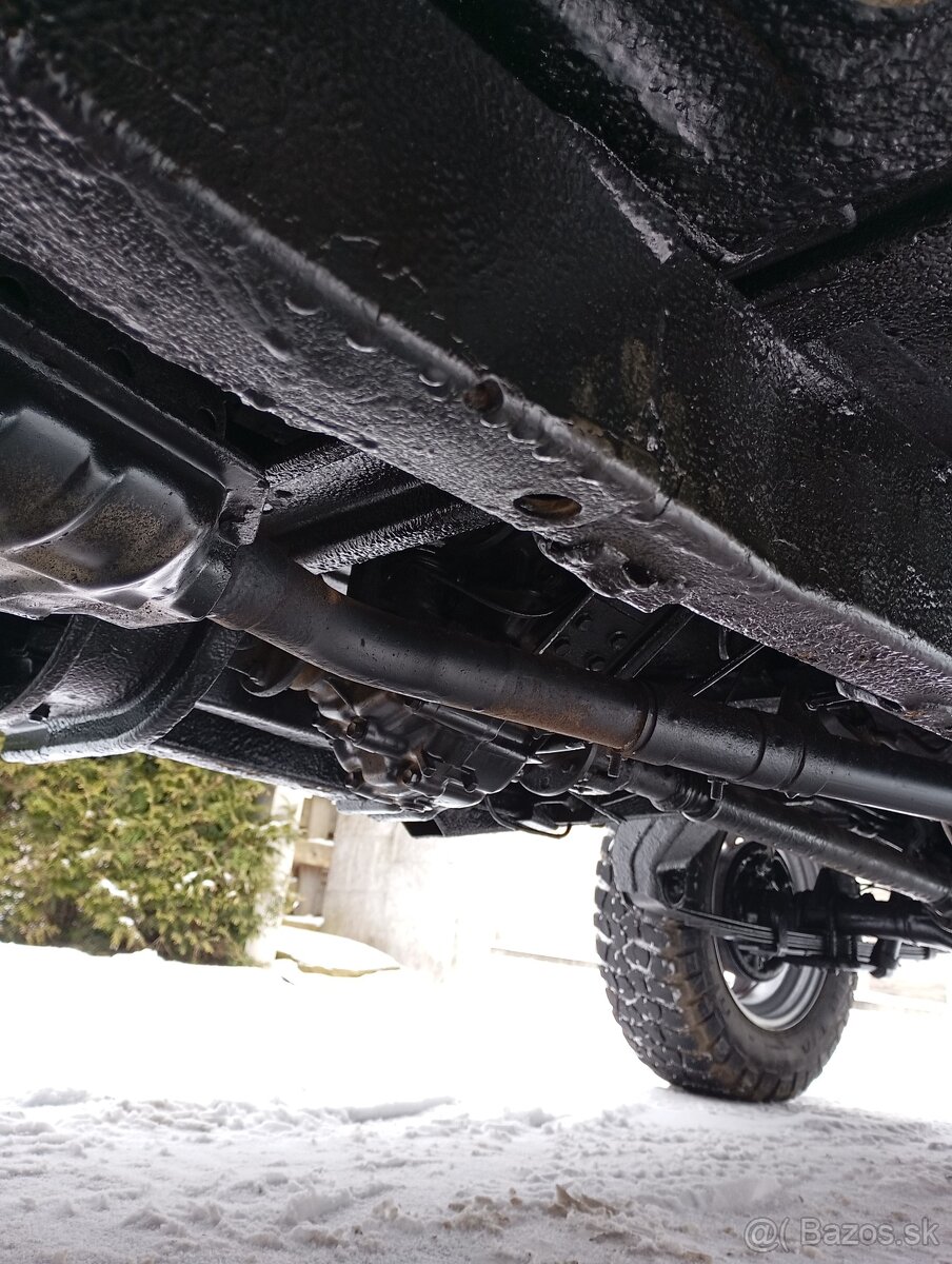 Suzuki samurai long 1,3 benzín 1998 - 14