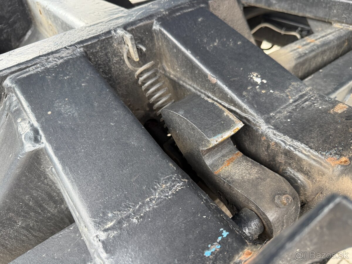 Avia A 80 L hákový nosič kontajnerov - 14