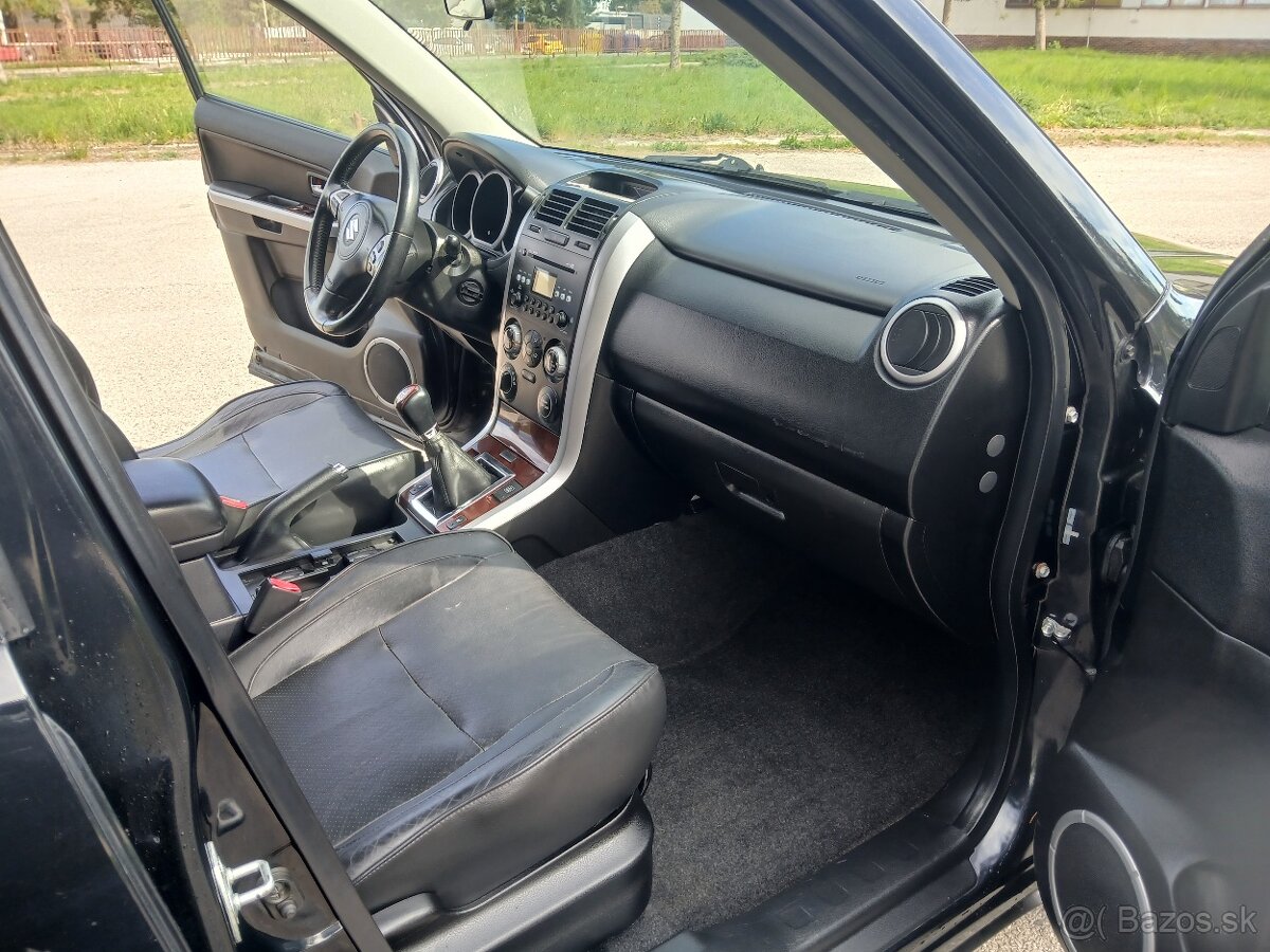 Suzuki Grand Vitara - 14
