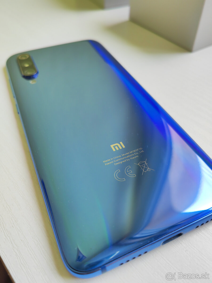 Xiaomi Mi 9 6 / 128 GB Ocean Blue - 14