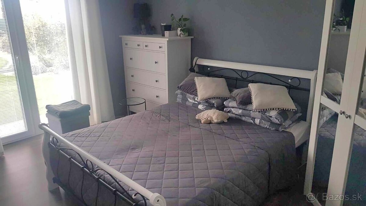 4-izbový bungalow - 100m2 + terasa 18 m2, pozemok 796 m2, Ko - 14