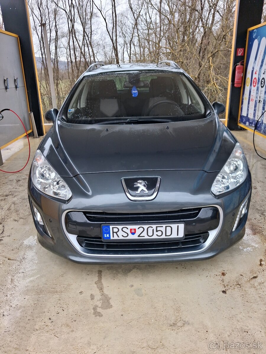 Peugeot 308 SW 1.6 HDi r.2012 - 14