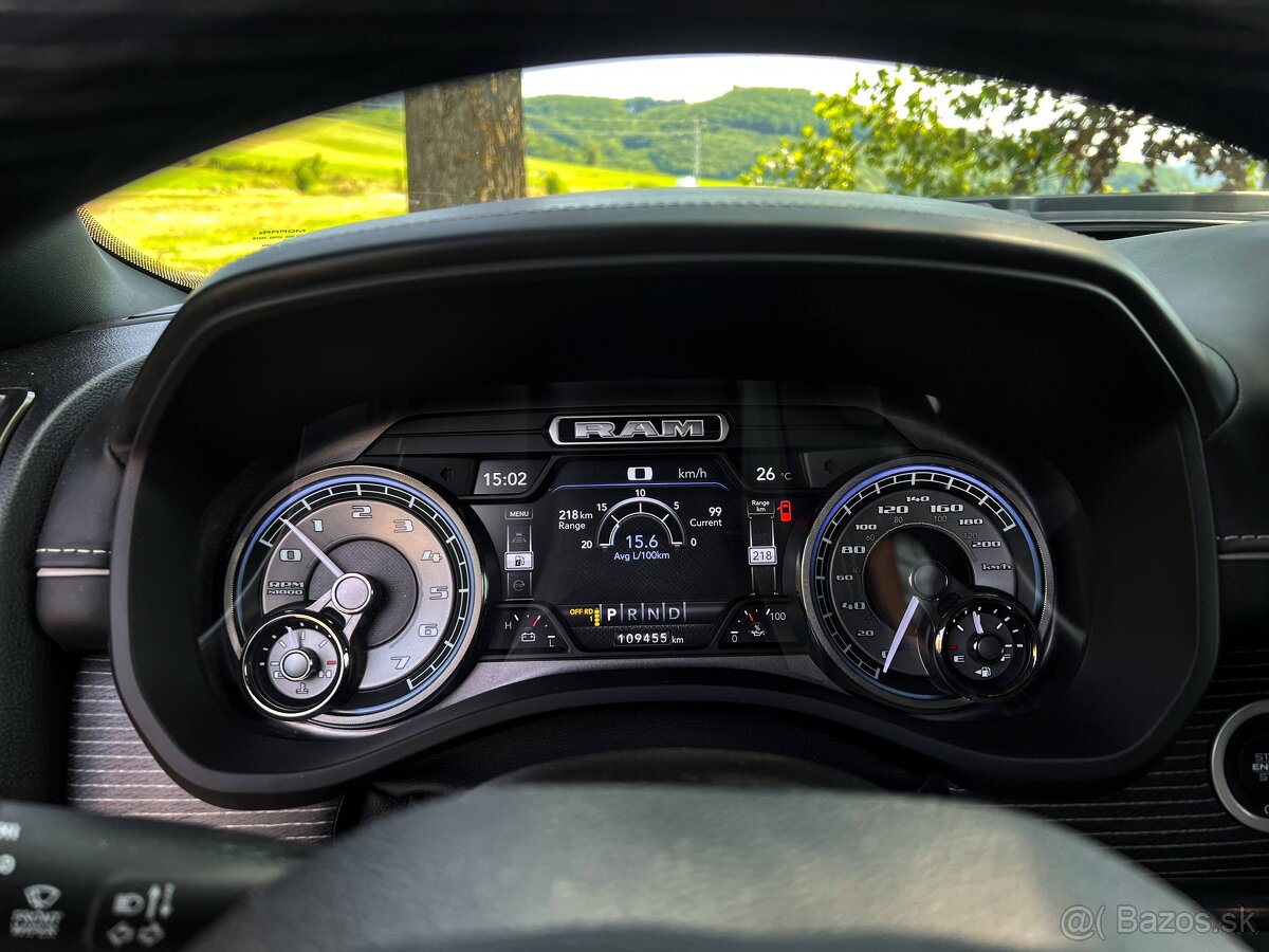 Dodge RAM 1500 5.7 HEMI Limited Black edition,Odpočet DPH - 14