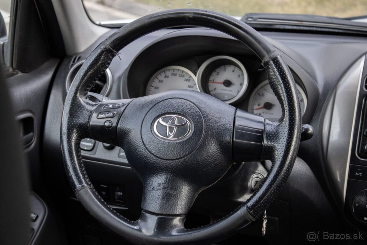 Toyota RAV4 2.0 D-4D - 14