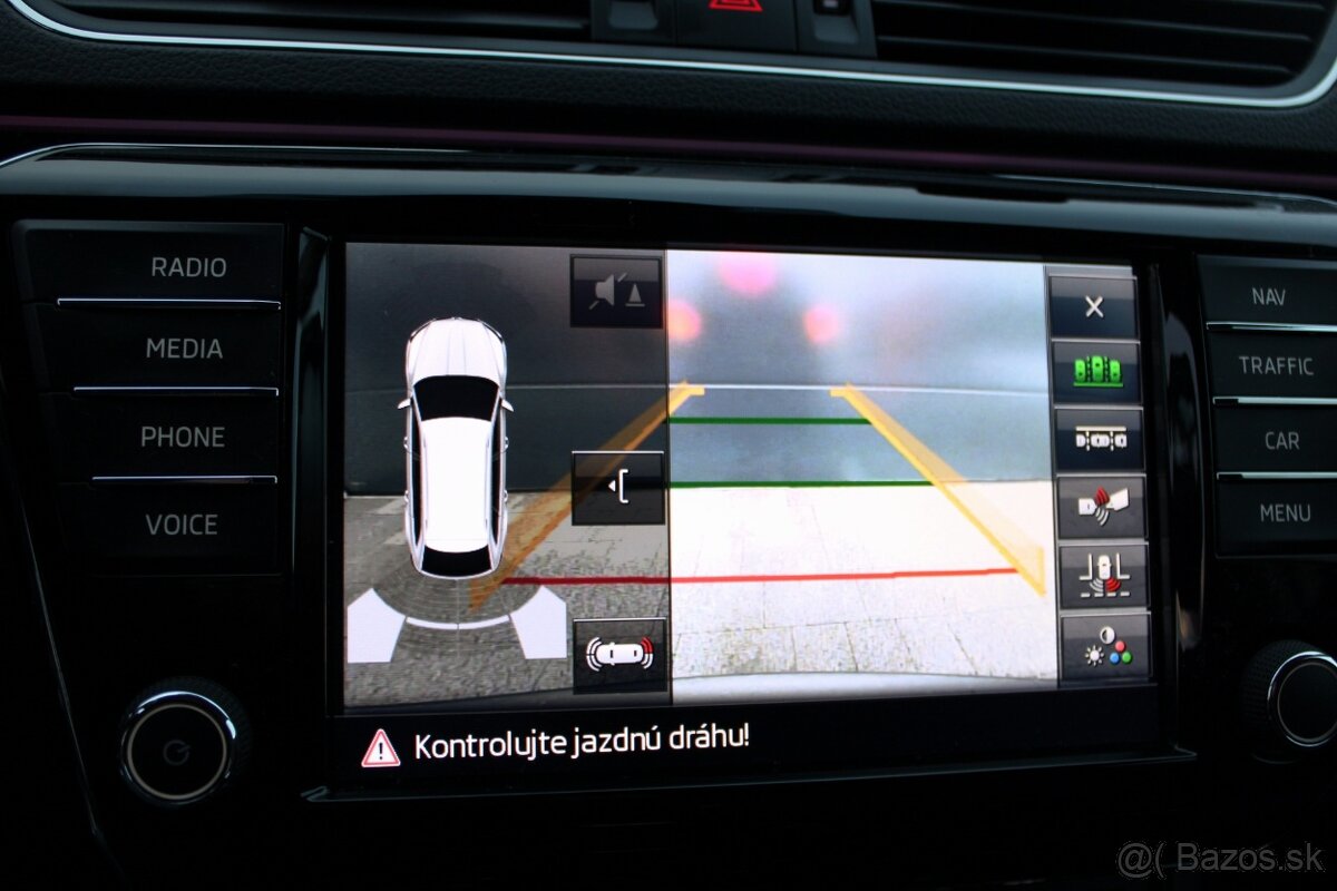 Škoda Superb Combi 2.0 TSI 4x4 L K DSG - 14