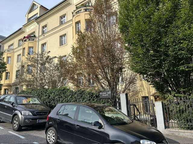 Prenájom kancelárií, cena 8,60eur/m2 - 14