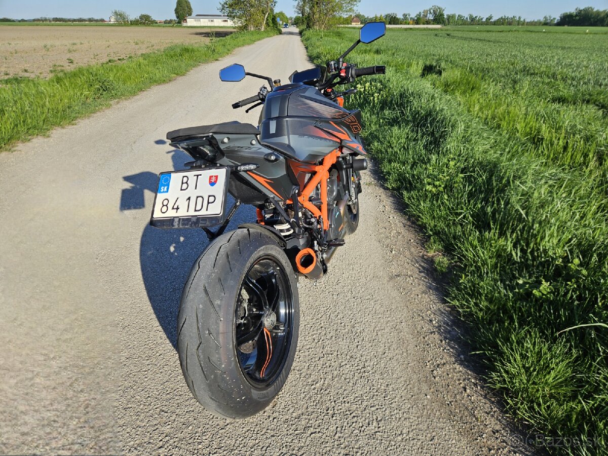 KTM SuperDuke 1290R - 14