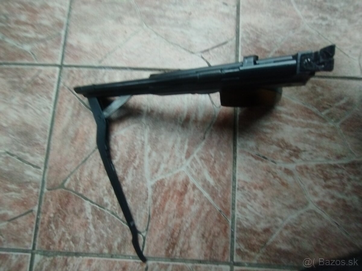 Vzduchovka vzduchová pištoľ Daisy Power Line 717 - 14