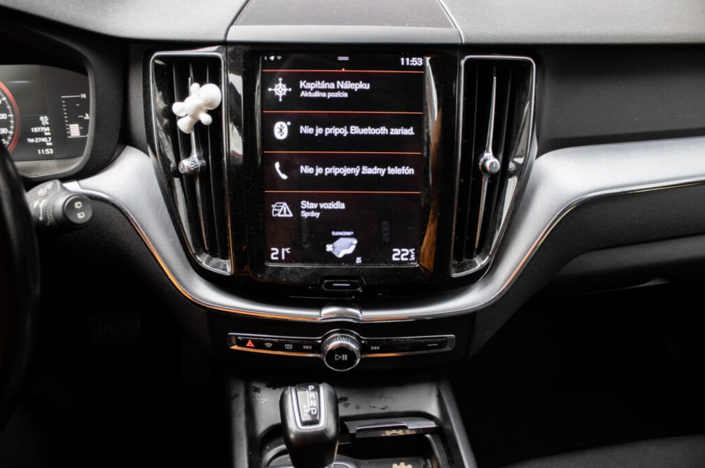 Volvo XC60 D4 Momentum, 140kW (2019) - 14