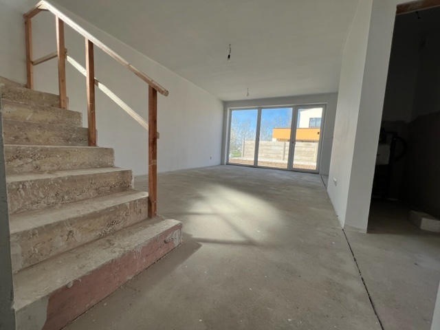 Predaj NOVOSTAVBY 5 izb. rodinných domov v štádiu holodomu - 14