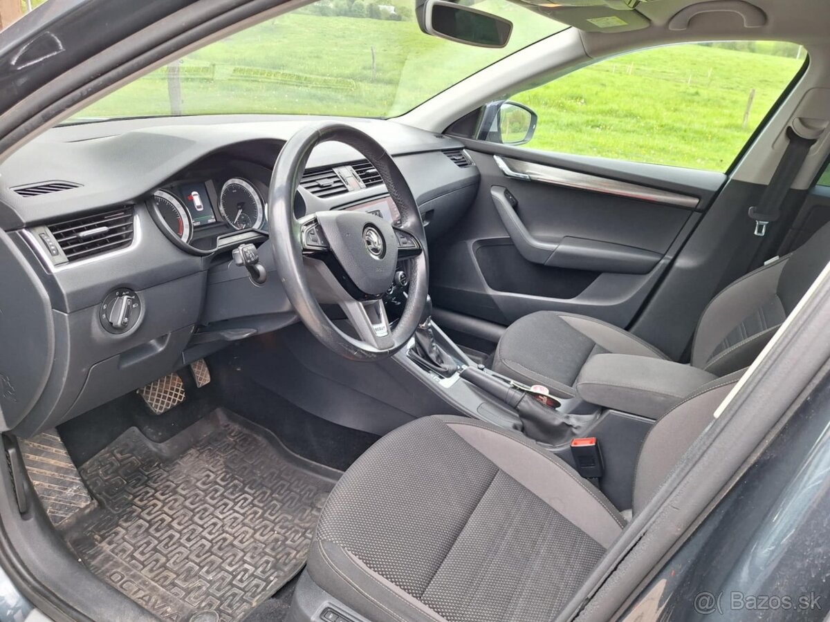 Škoda Octavia Combi SCOUT 2.0 TDI DSG 4x4 2017 - 14