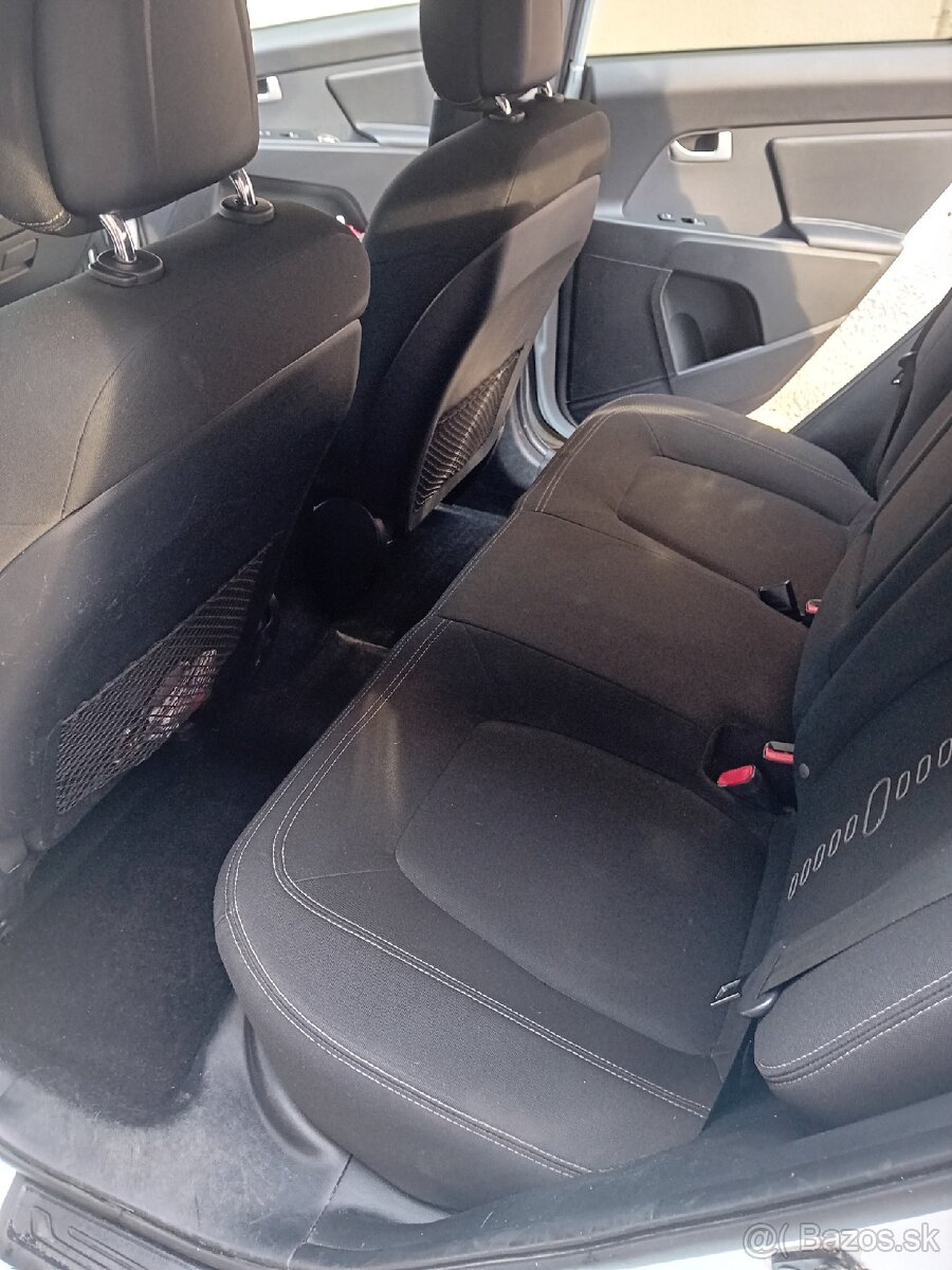 Kia Sportage 2,0 CRDi 4x4 - 14