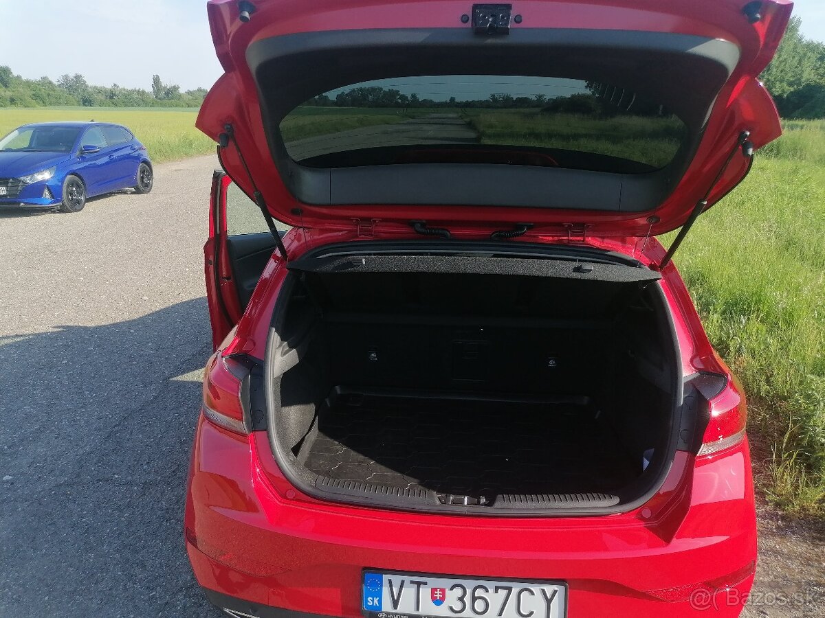 Hyundai I30 Family 53000 3/2021 1.5 benzin - 14