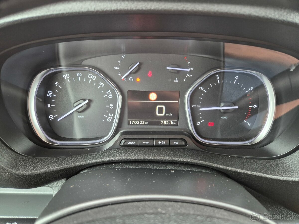 Citroen Jumpy L3H1 ExtraLong 2.0HDi/122hp 6 miestne - 14