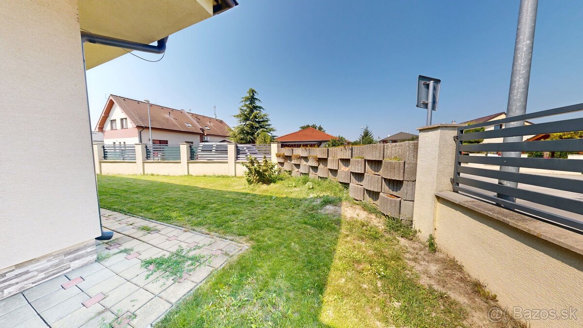 Na predaj 4-izbový bungalov s garážou a krytou terasou – Hru - 14