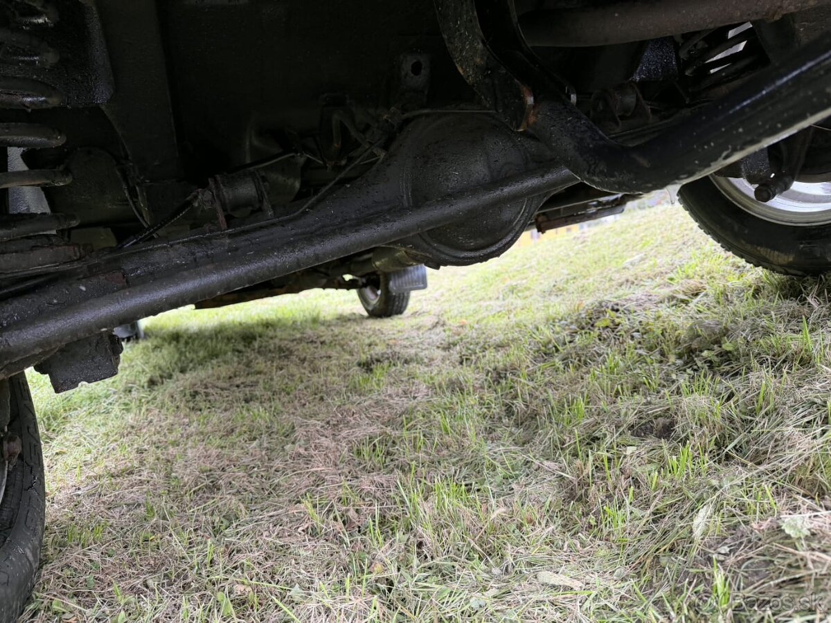 Lada Niva 4x4, 5 dverová - 14