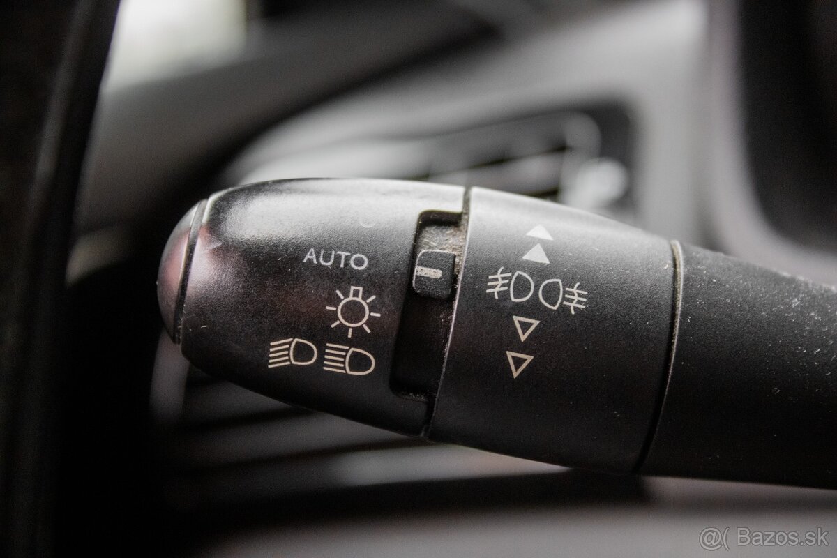 Peugeot 407 SW 2.0 HDi Comfort Pack - 14