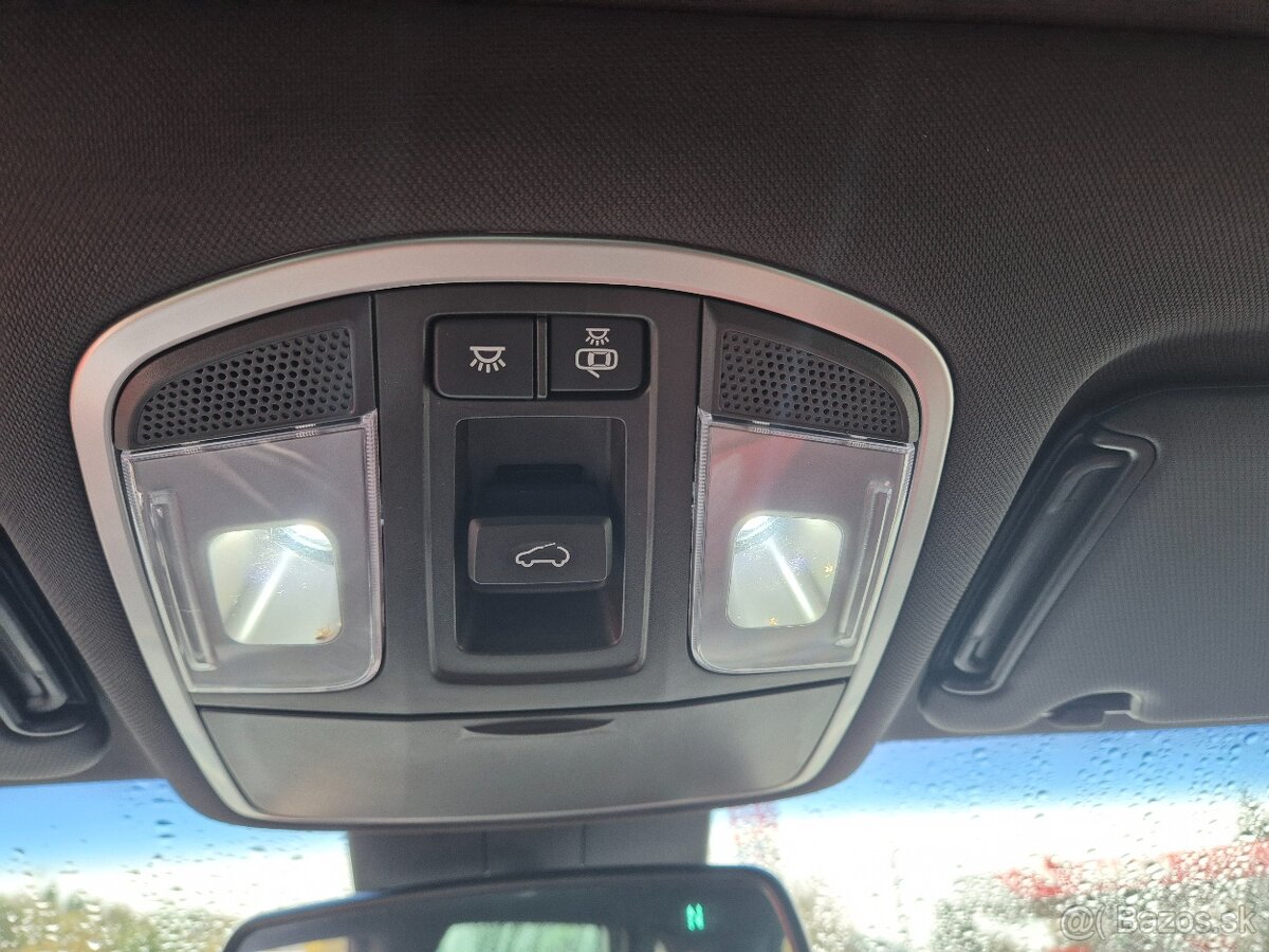 HYUNDAI TUSCON 2.0 CRDi NAFTA + HEV - 14