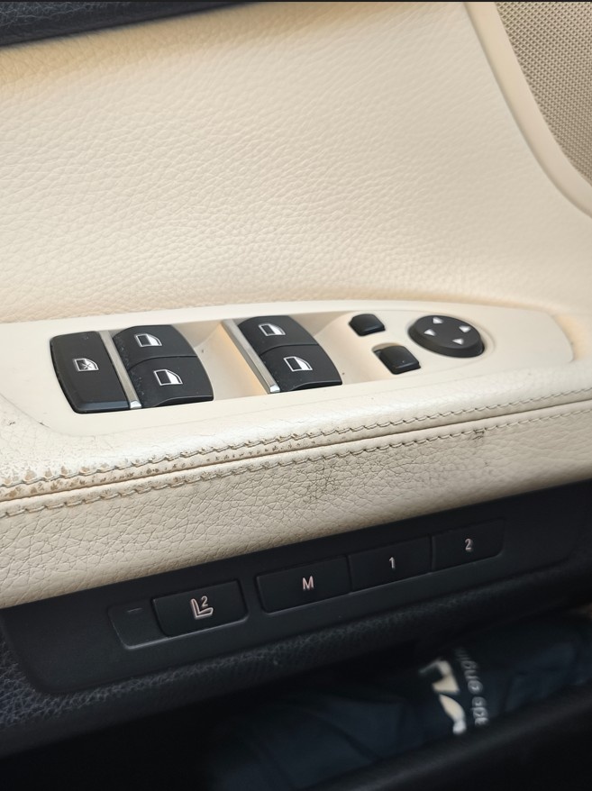 BMW 740i (3 liter benzín) r. 2014 - 14