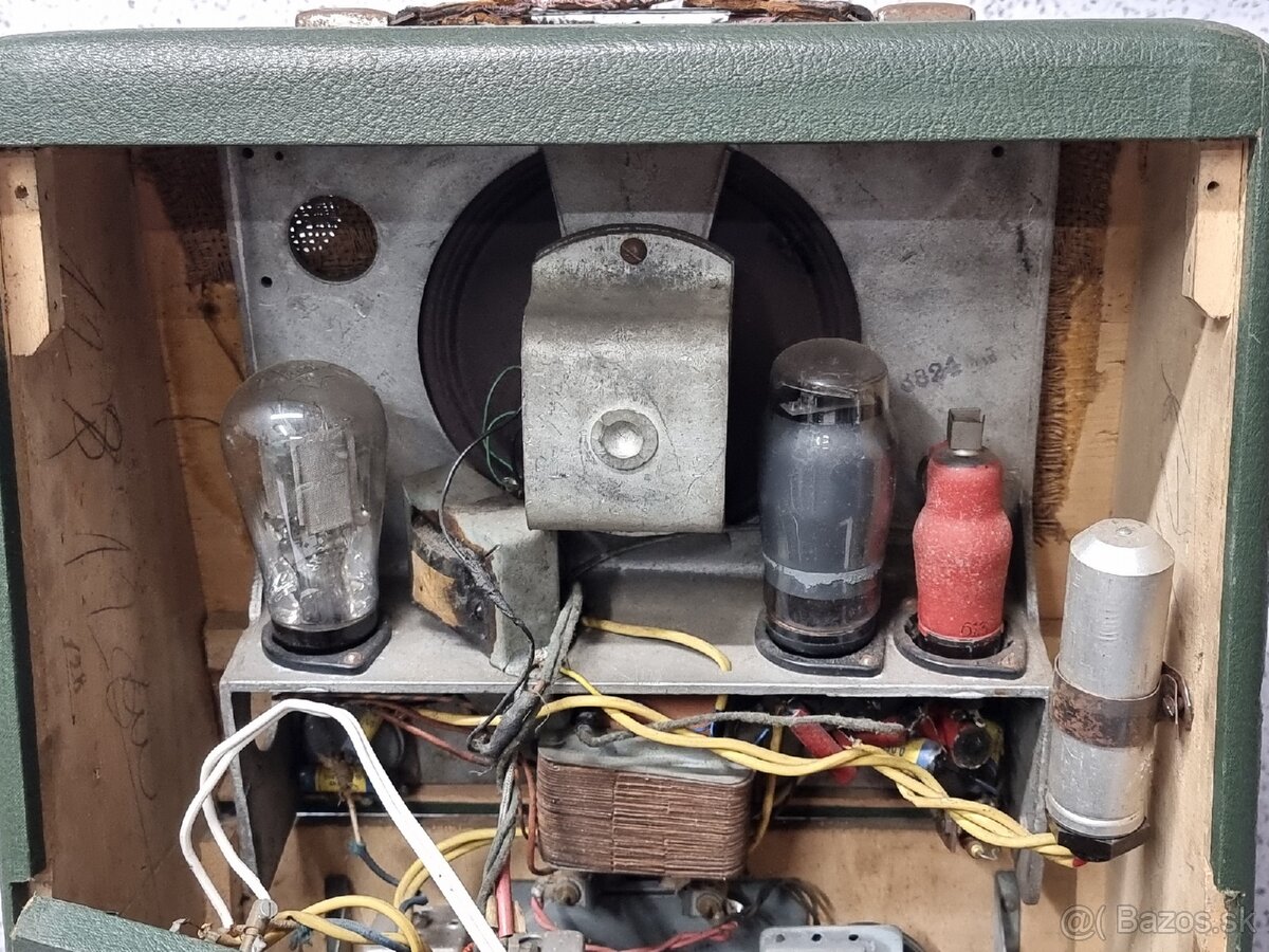 40/50te roky 》PRENOSNÉ STAROŽITNÉ RADIO - 14