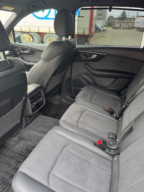 Audi Q7 45 TDI S line 2025 - 14