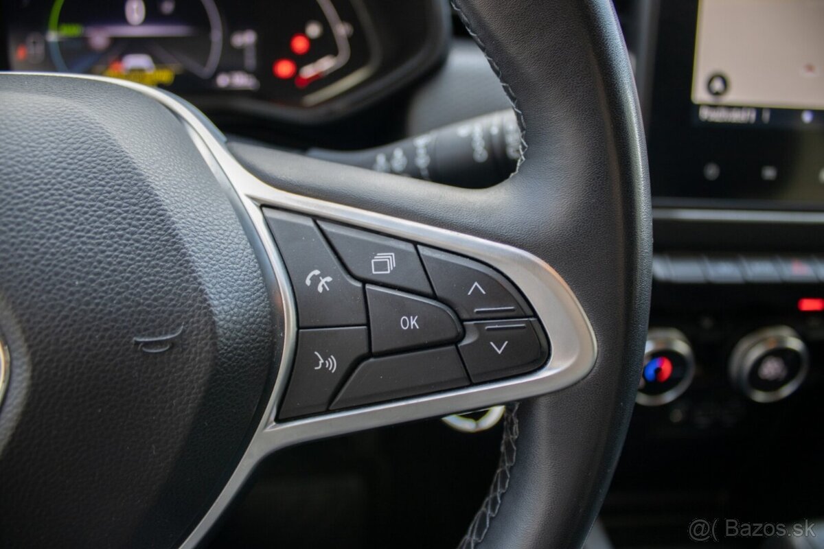 Renault Clio E-tech Hybrid - 14