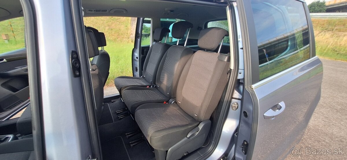 Seat Alhambra 2.0 TDI 7-miestny - 14