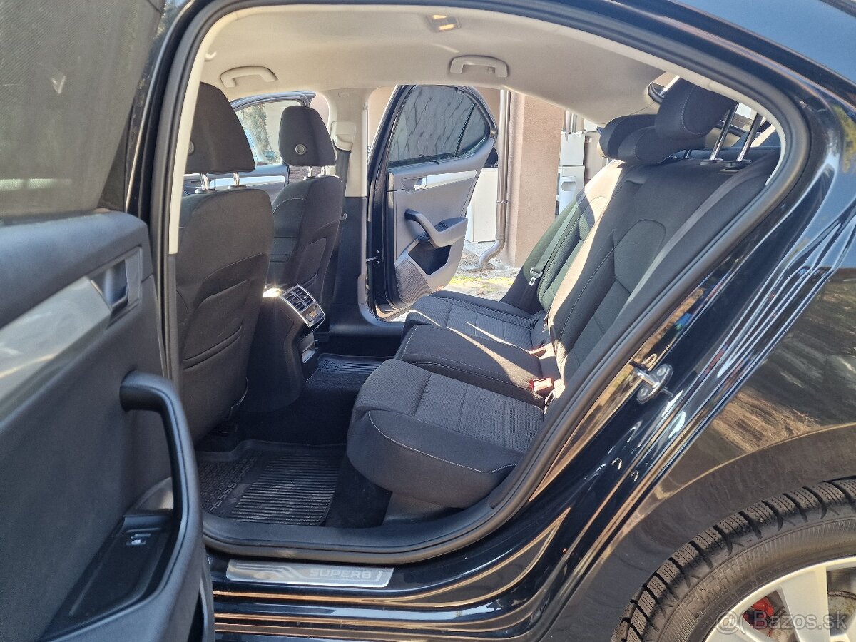 Škoda Superb III 2.0 TDi 150K Style M6 sedan (diesel) - 14