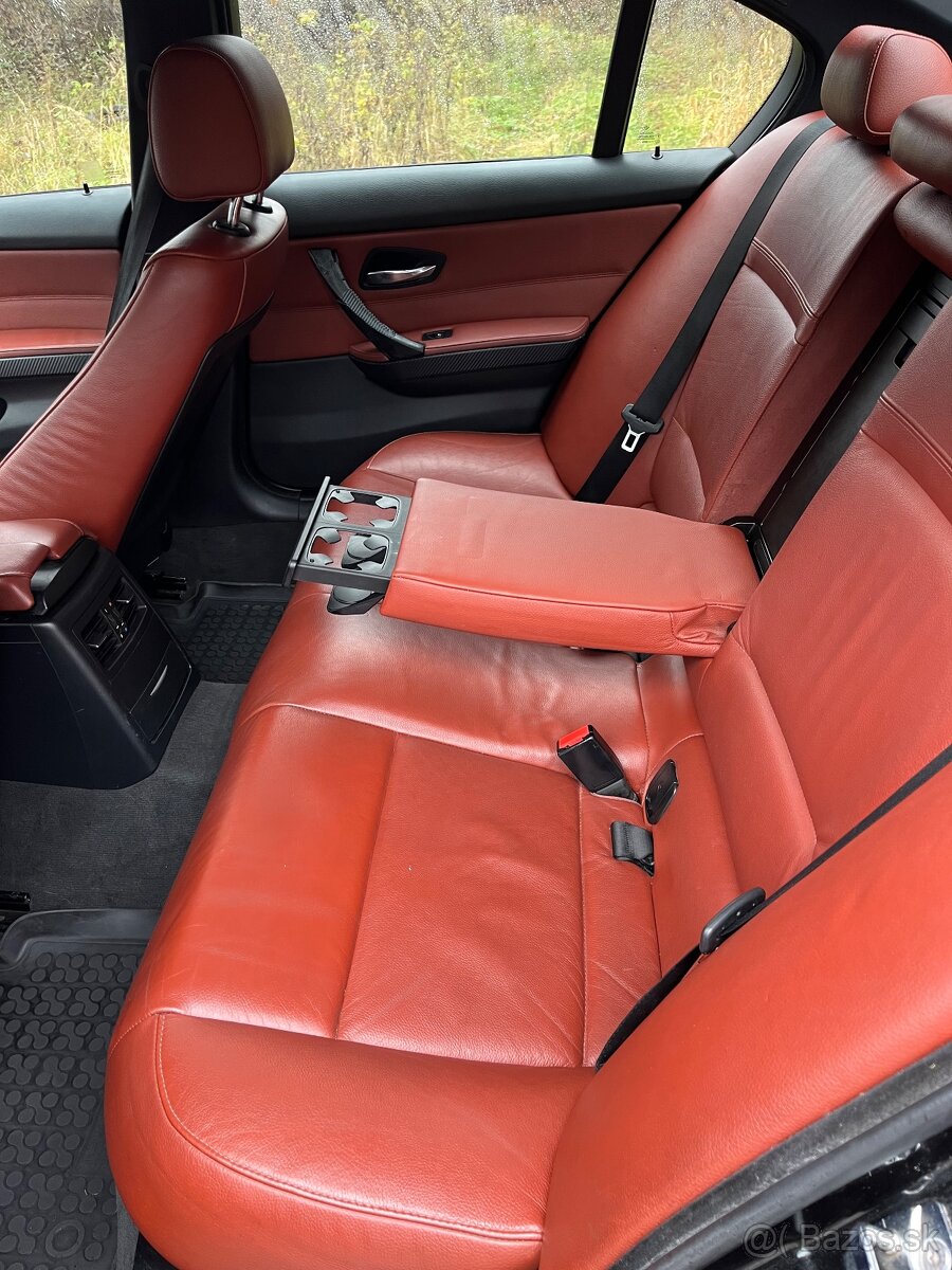 BMW E90 320d X-drive - 14