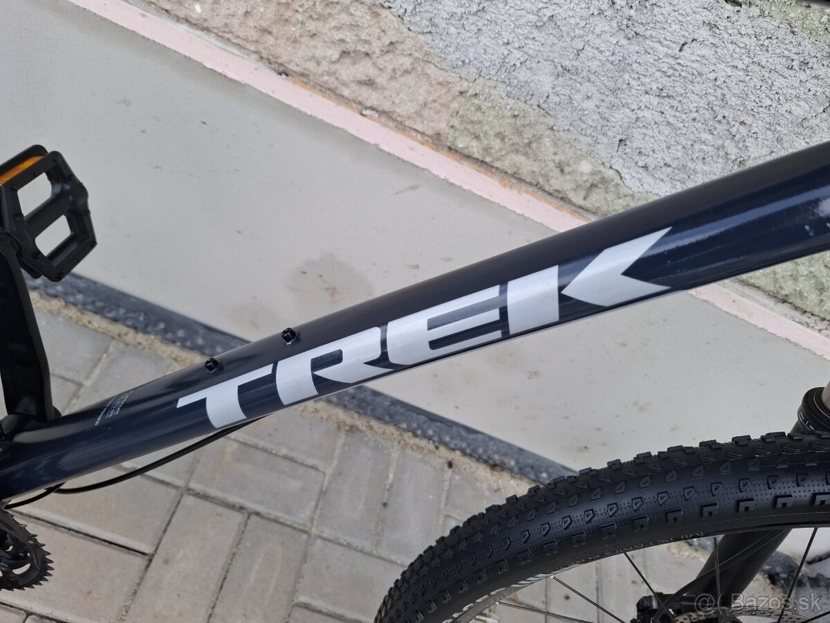 Predám Trek Superfly 5 29er/Xko-21,5"/3x10, VZDUCH - 14