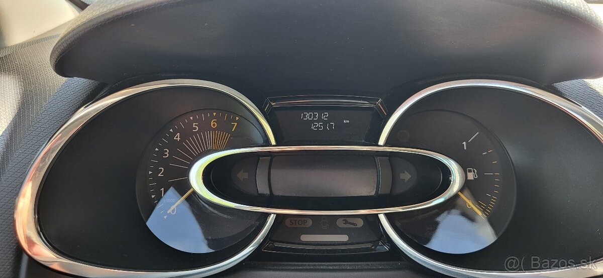 Renault Clio 1.2i rok 2014 naj.130000 km - 14
