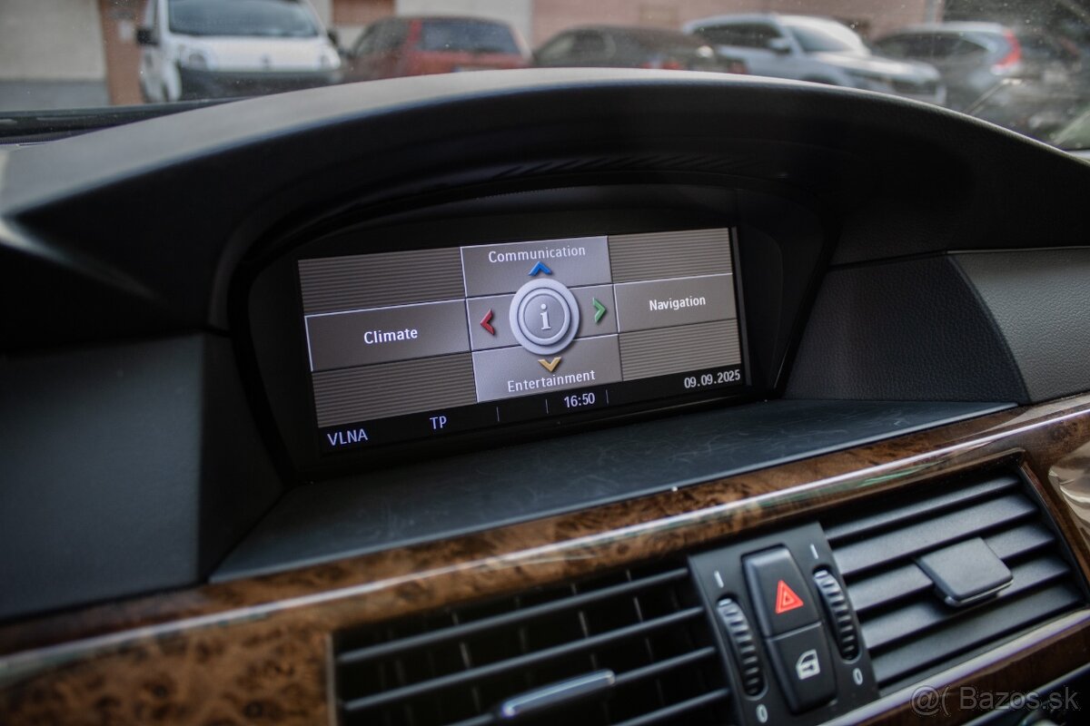 BMW Rad 5 530 i A/T - 14