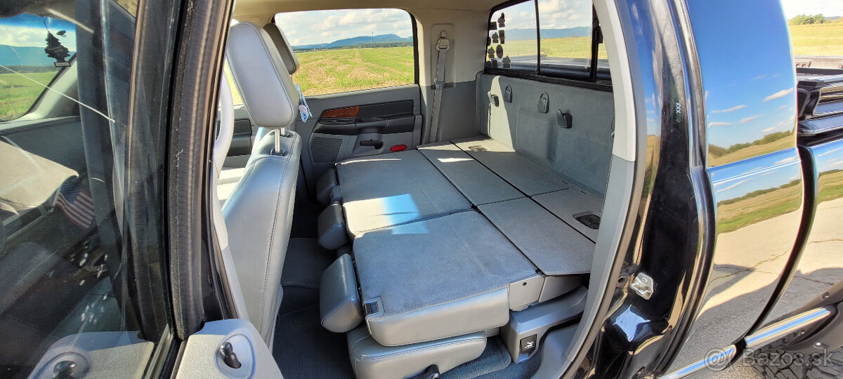 Dodge RAM 2500 MegaCab - 14