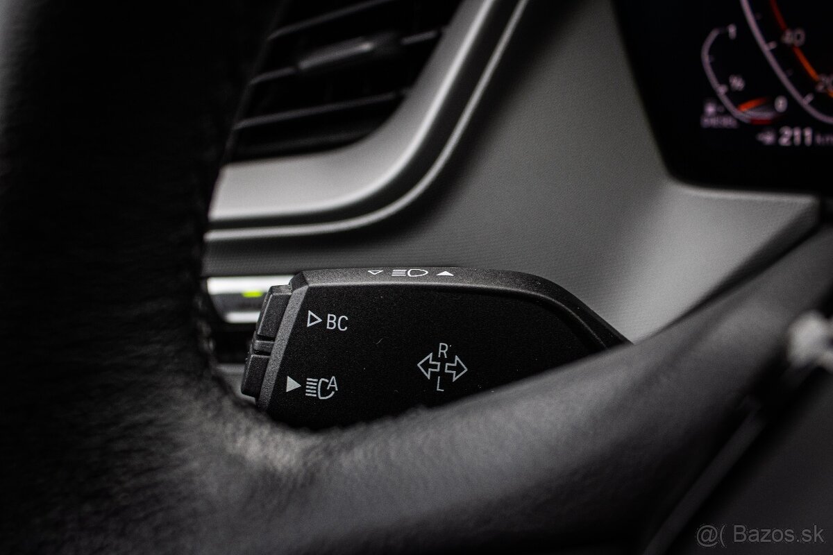 BMW 116d Automat, Black Edit, LED svetlá, R18 ALU, DPH - 14