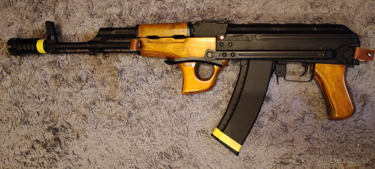 AKMSU, drevo, oceľ, Cyma Standard, CM.048SU - 14