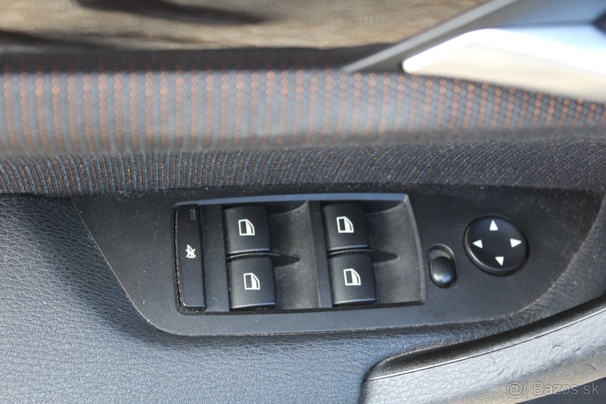 BMW X1 xDrive 20d - 14