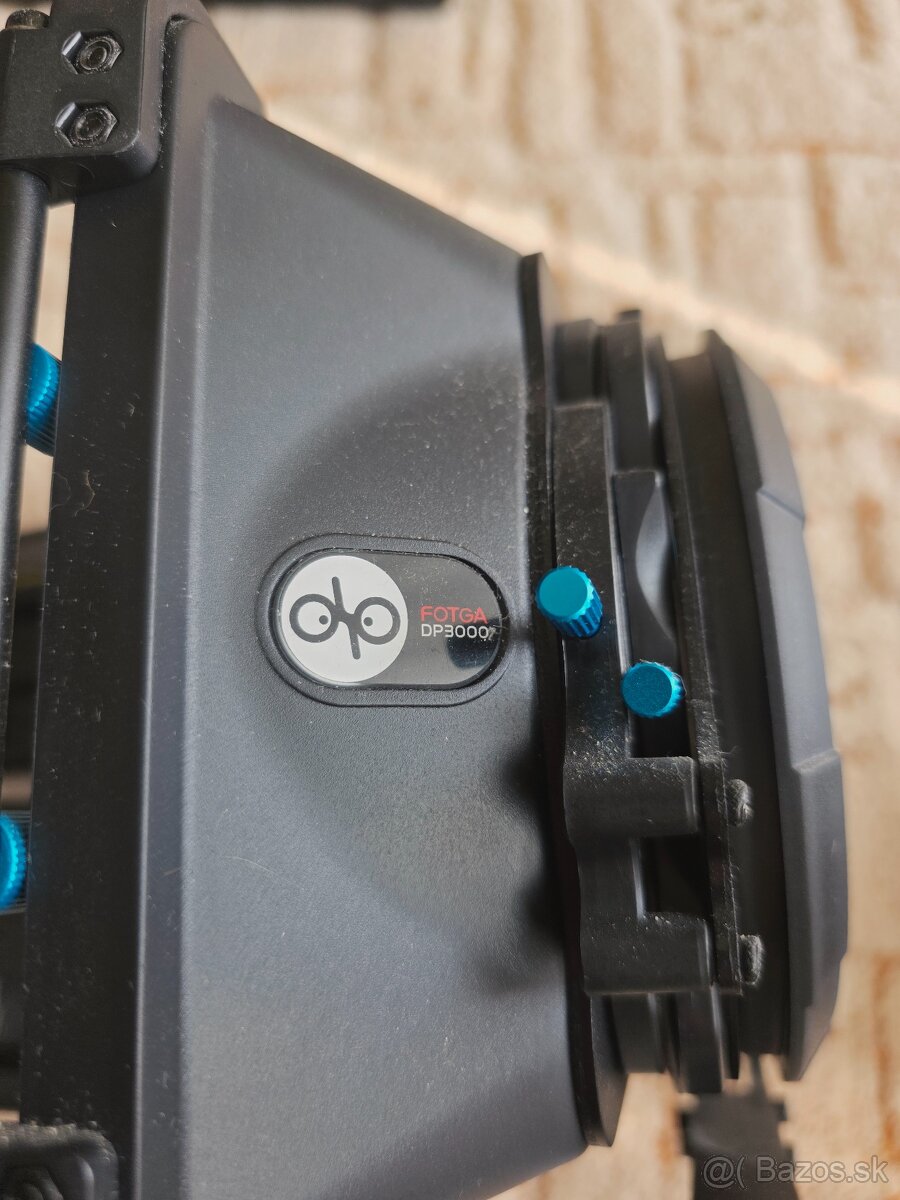 Sony A7SII + Follow Focus + SmallRig + Fotga DP3000 +Camvate - 14