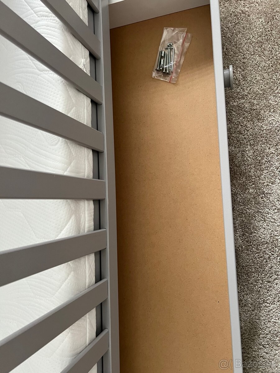 Predám detskú postieľku s výbavou - 14