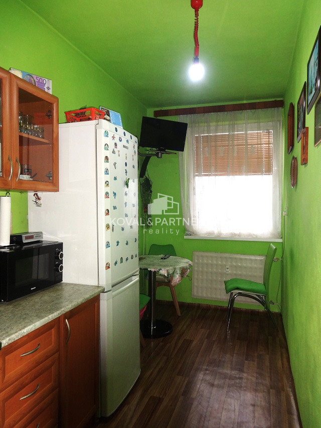 Na predaj 3-izbový byt s logiou 59,30m2 - Levice - 14