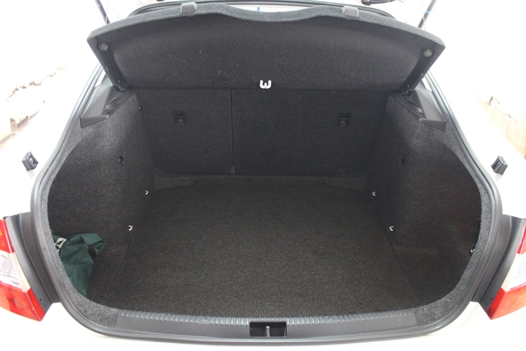 Škoda Octavia 1.6 TDI - 14