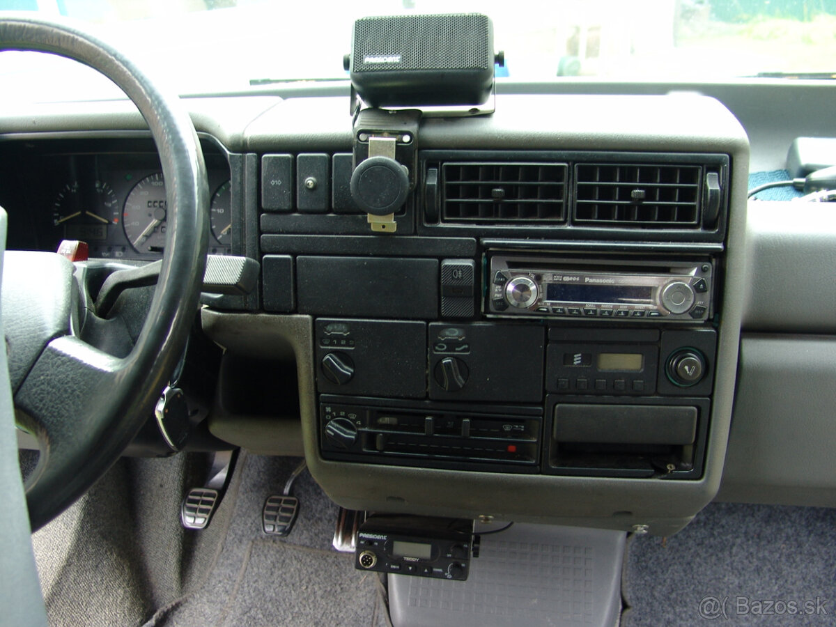 Obytný vůz VW T4 Westfalia California - 14